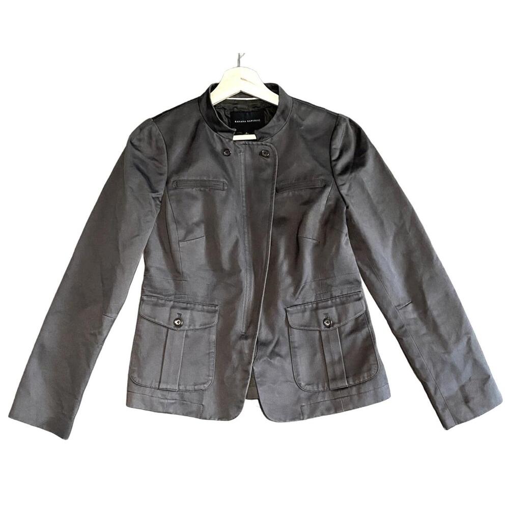 Banana Republic Women's Grey Coat Size 8